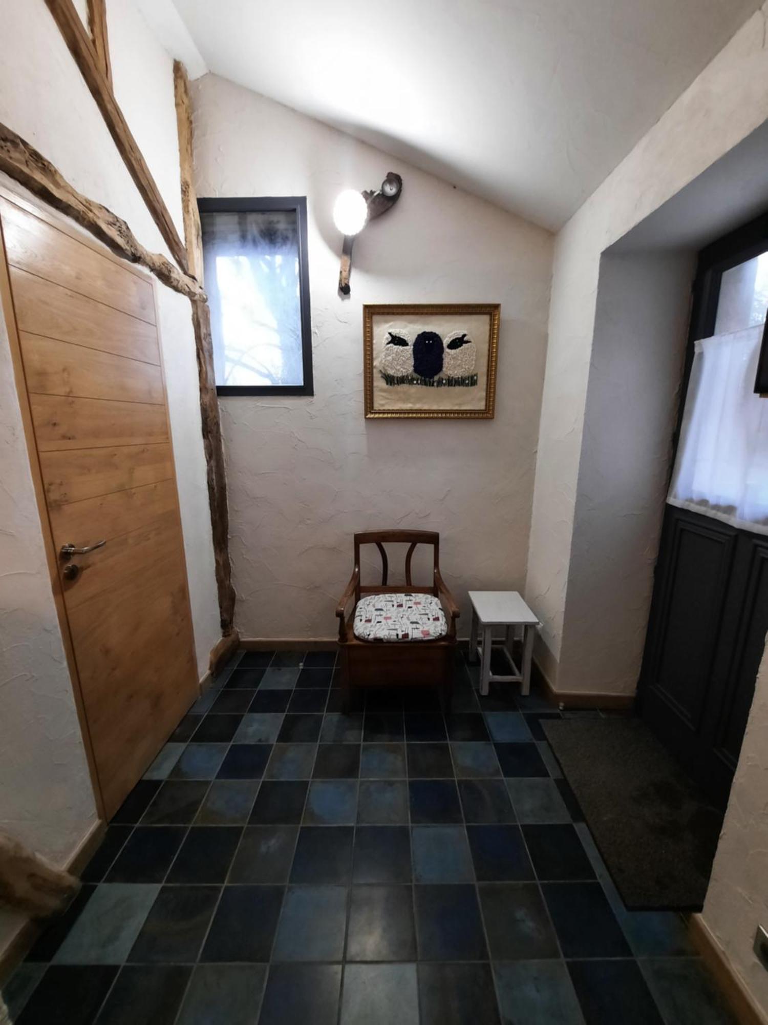 Le Val Du Pech Chantant Chambres D'Hotes Pern Exterior photo